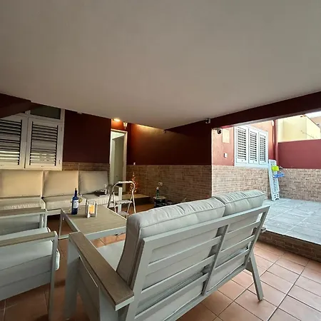 Casa Amplia Grupos Y Familias