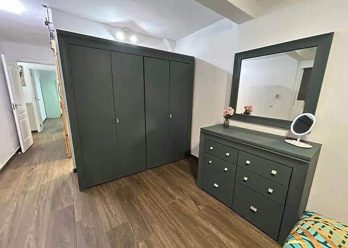 Casa Amplia Grupos Y Familias Nyaraló