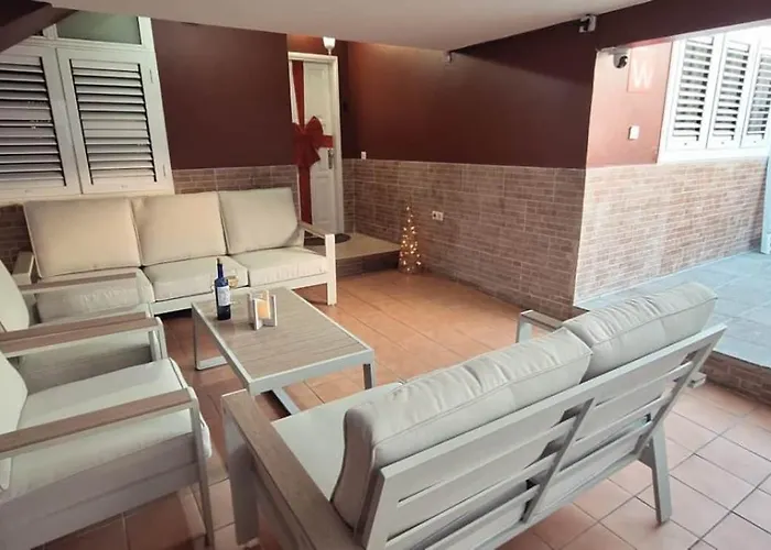 Casa Amplia Grupos Y Familias